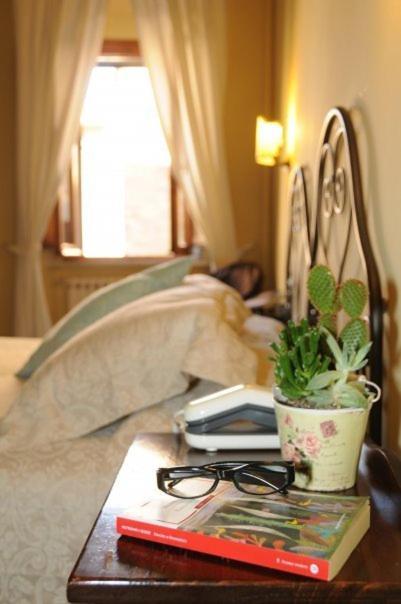 Albergo Duomo Montepulciano Ruang foto