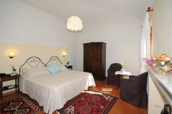 Albergo Duomo Montepulciano Ruang foto